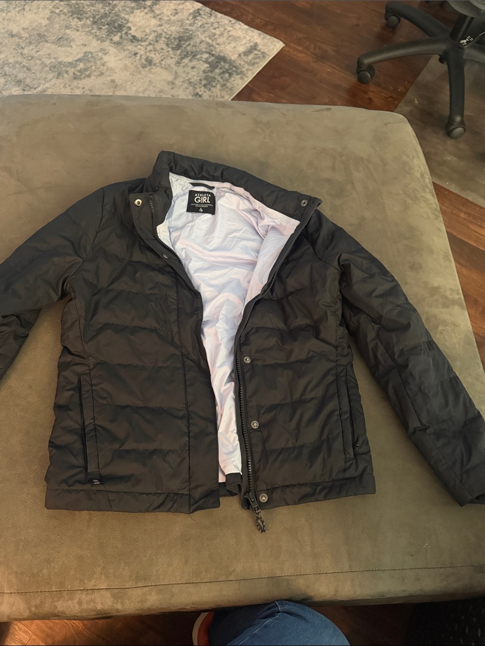 Athleta Black Quilted Puffer Jacket with Light Lining